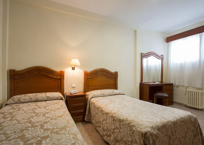 Riviera Szálloda 2*