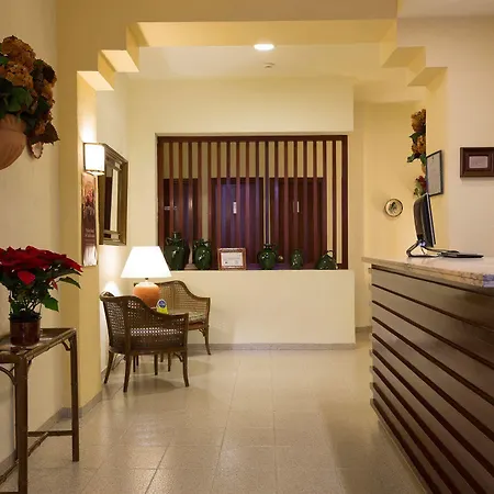 Riviera 2*